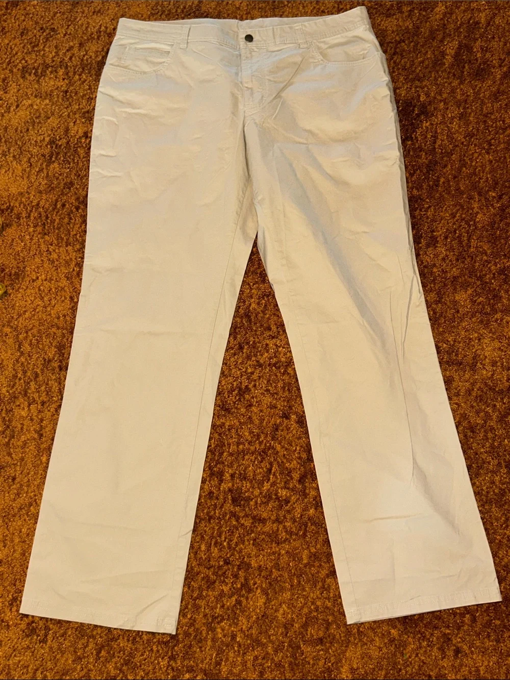 Columbia Men’s Off-White Straight-Leg Chinos